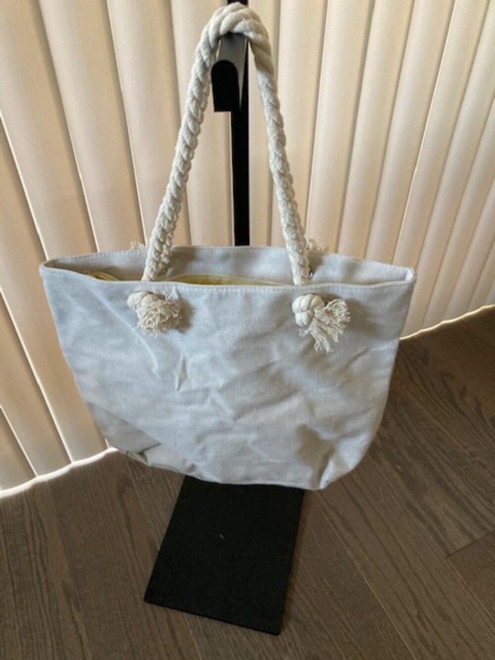 Flag Tote - Picture 4 of 4